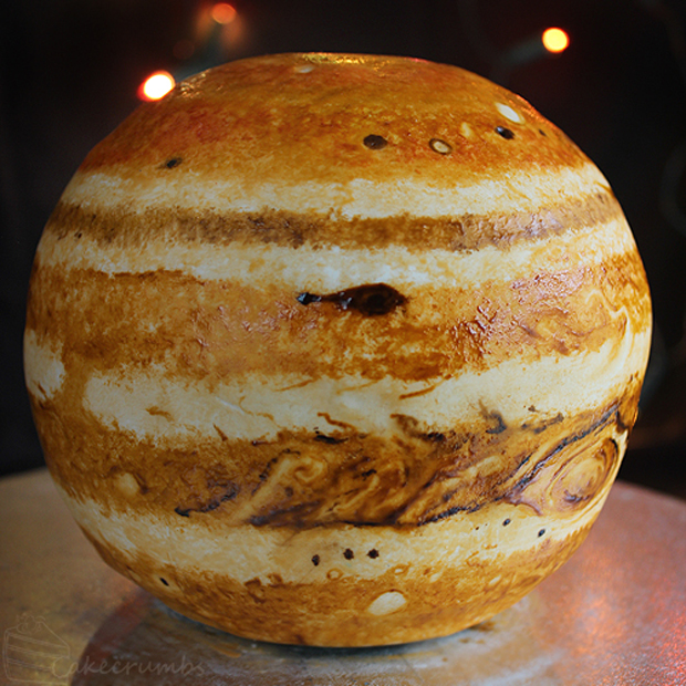 Tasty Science! Baker Creates Out-of-This-World Planet Cakes (Photos)